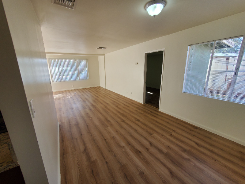 9527 E Avenue T - Photo 2 of 20