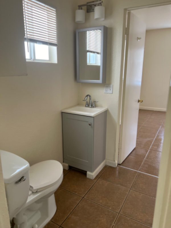 4208 Euclid Ave - Photo 3 of 12