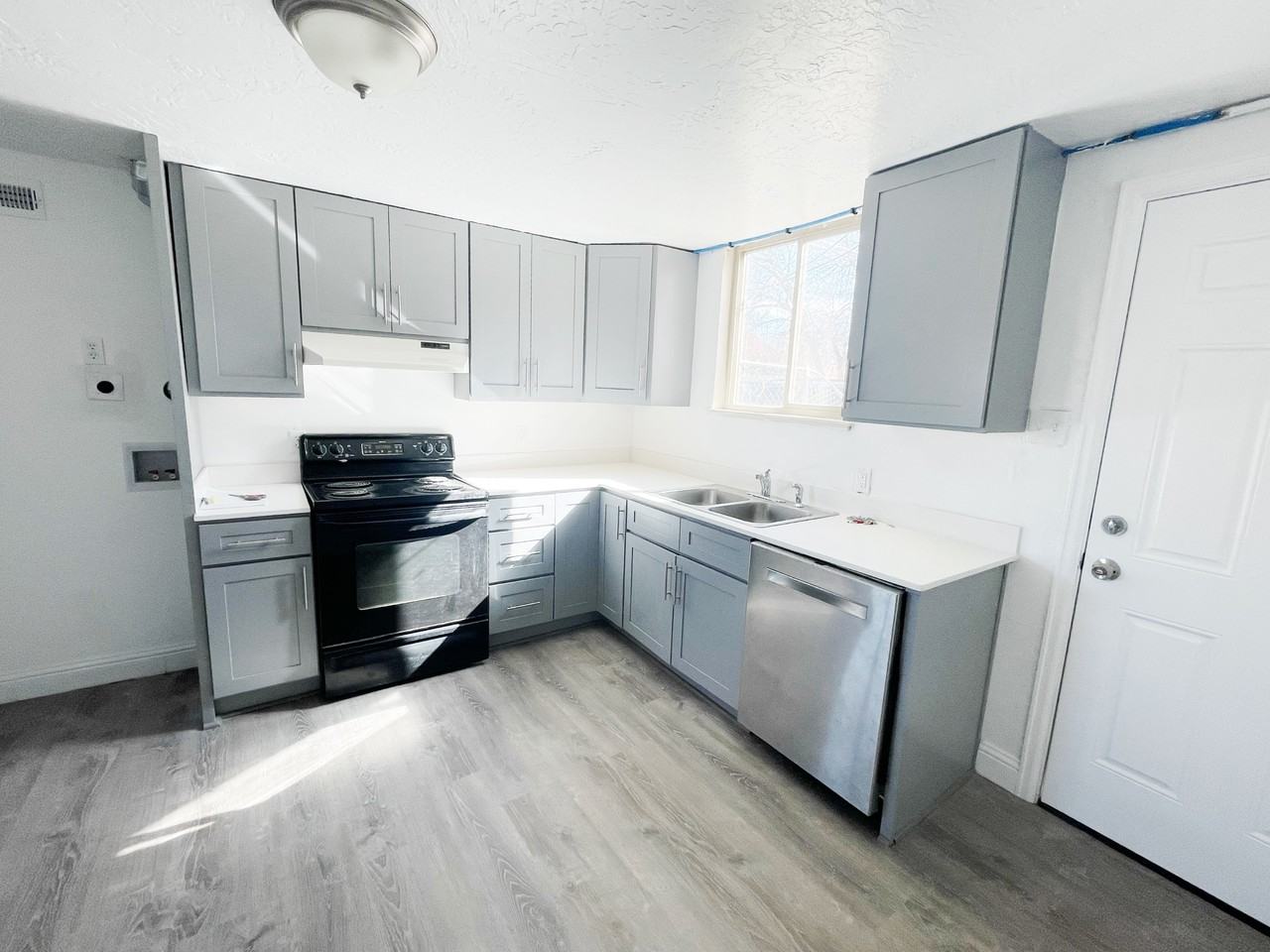 3514 Bruce Randolph Ave #3514 - Photo 5 of 27