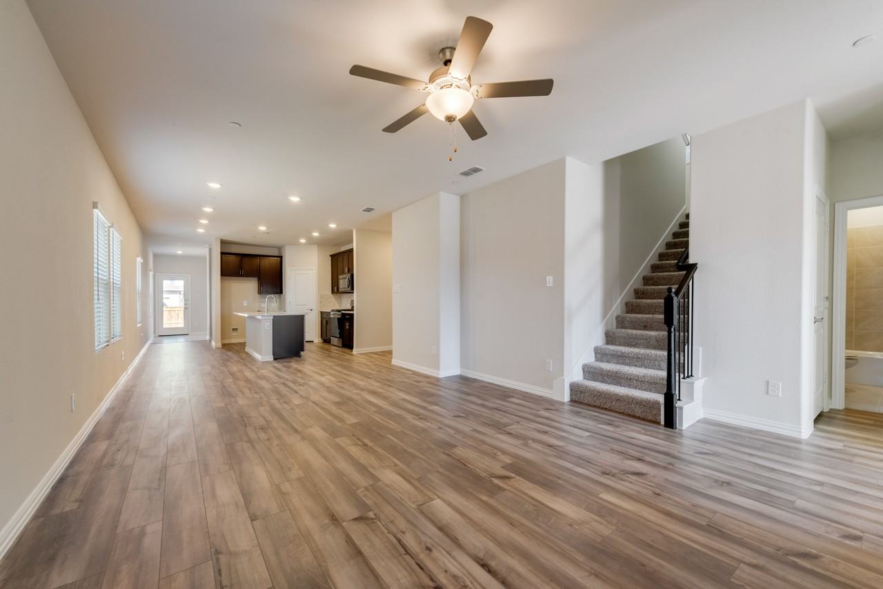 102 Monarch Way #NA - Photo 4 of 34