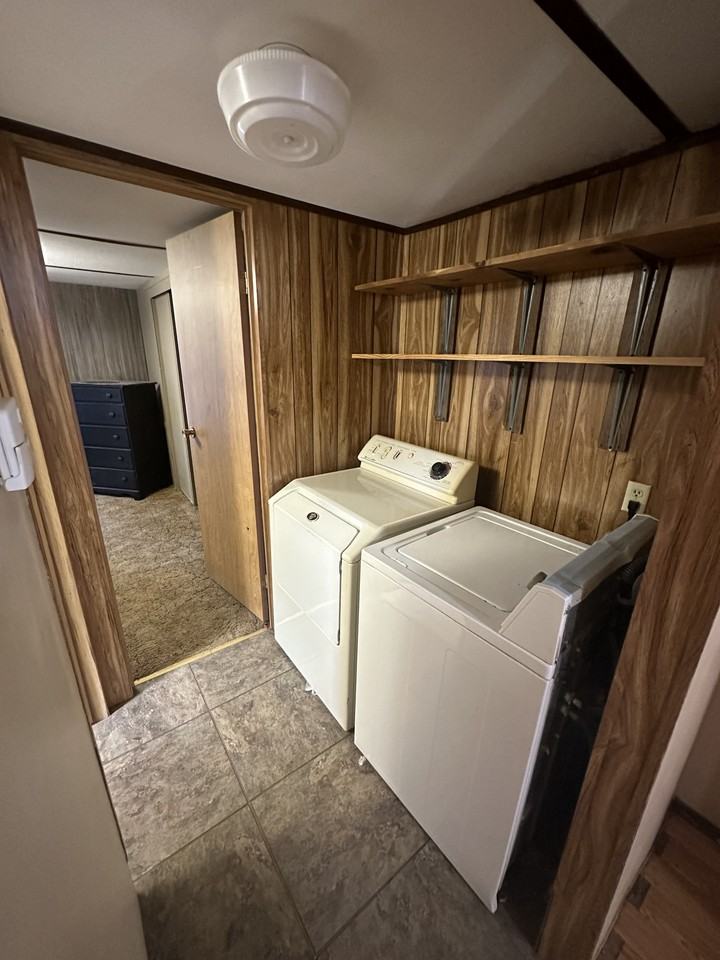 383 Briarwood Rd #NA - Photo 6 of 11