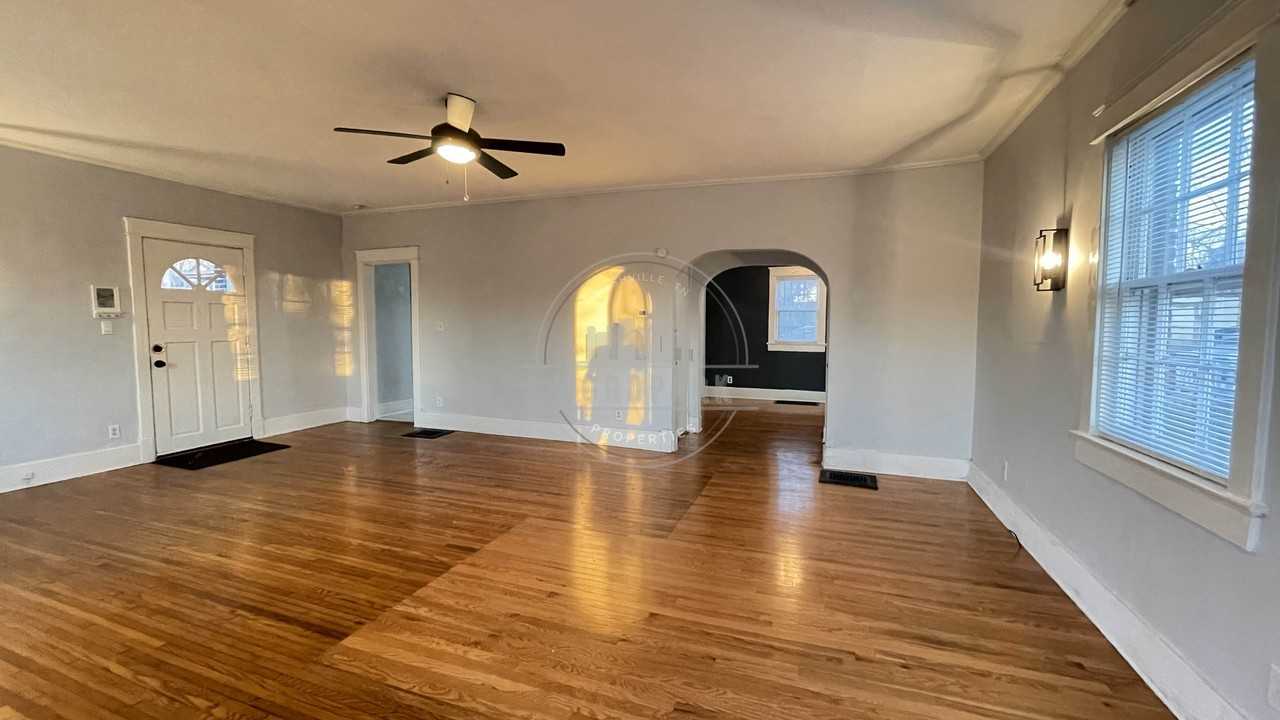 1341 Meridian St #NA - Photo 7 of 48