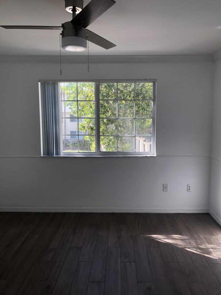1600 Crestwood Ct S #1611 - Photo 3 of 19