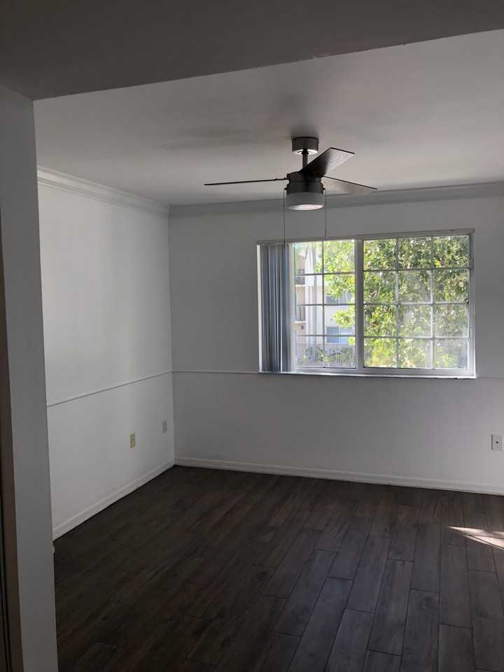 1600 Crestwood Ct S #1611 - Photo 5 of 19