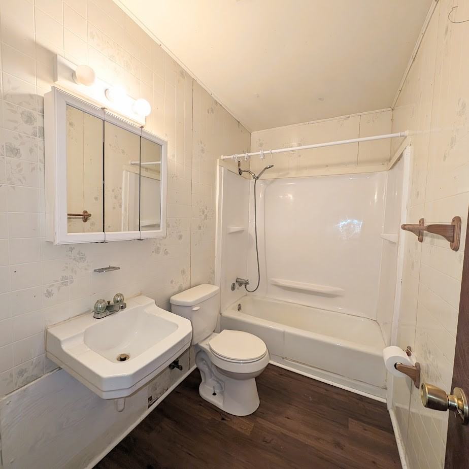 620 Blair St #1 - Photo 4 of 7