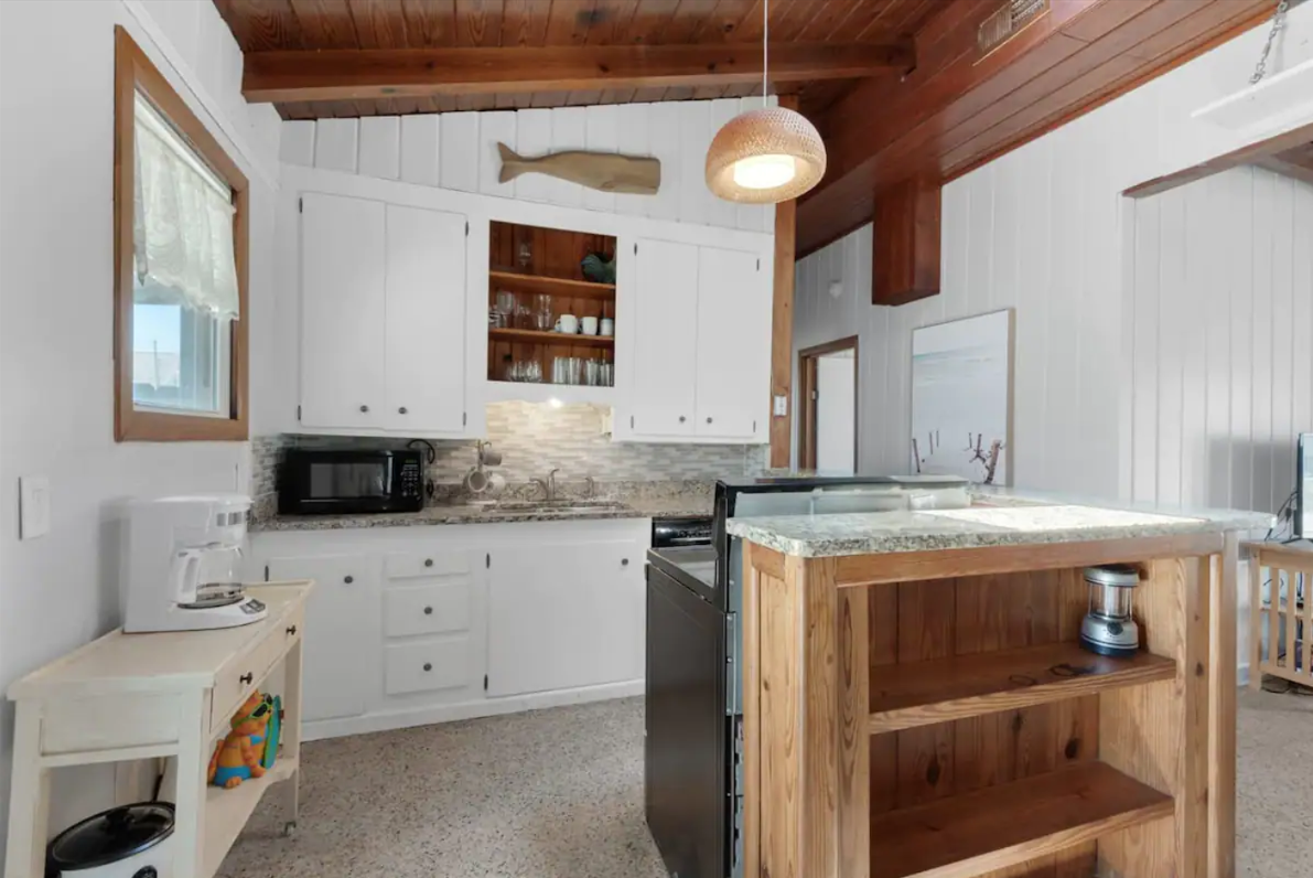 303 Avenida 14 #1 - Photo 3 of 10