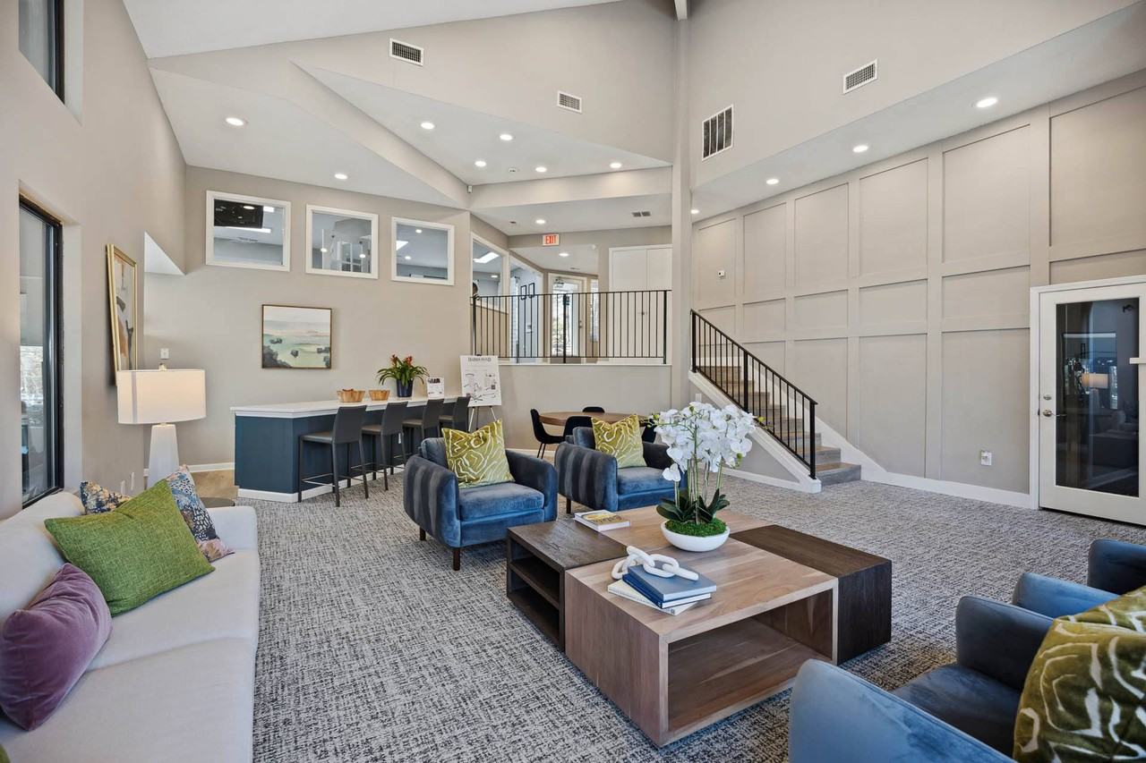 Harris Pond Apartments in Prosperity Church Road, Charlotte, NC 28269