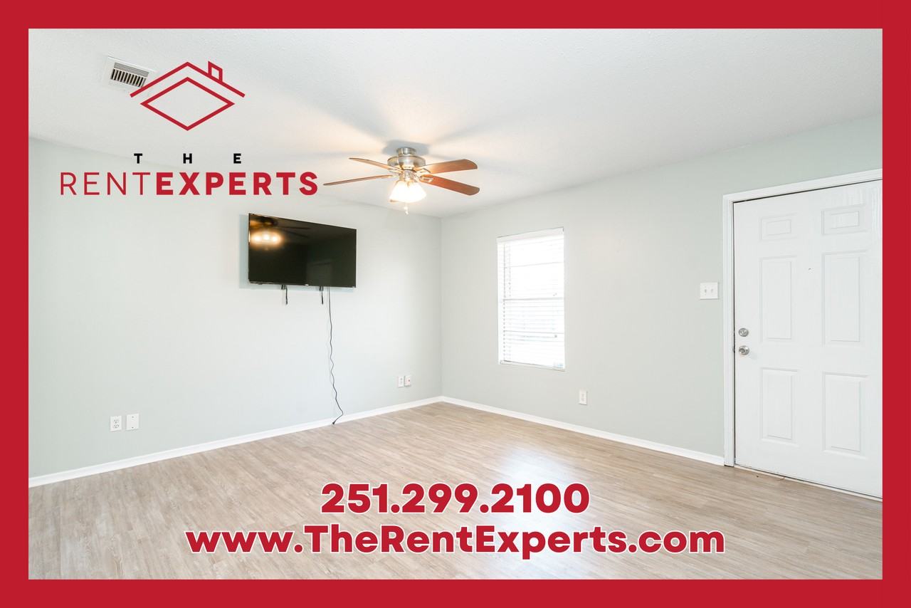 769 Trailwood Drive West - Photo 3 of 18