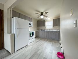 featured image of 1821 1821 - 1835 2nd Street SE