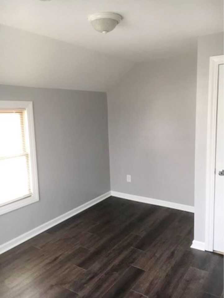 ms258 - Photo 3 of 14