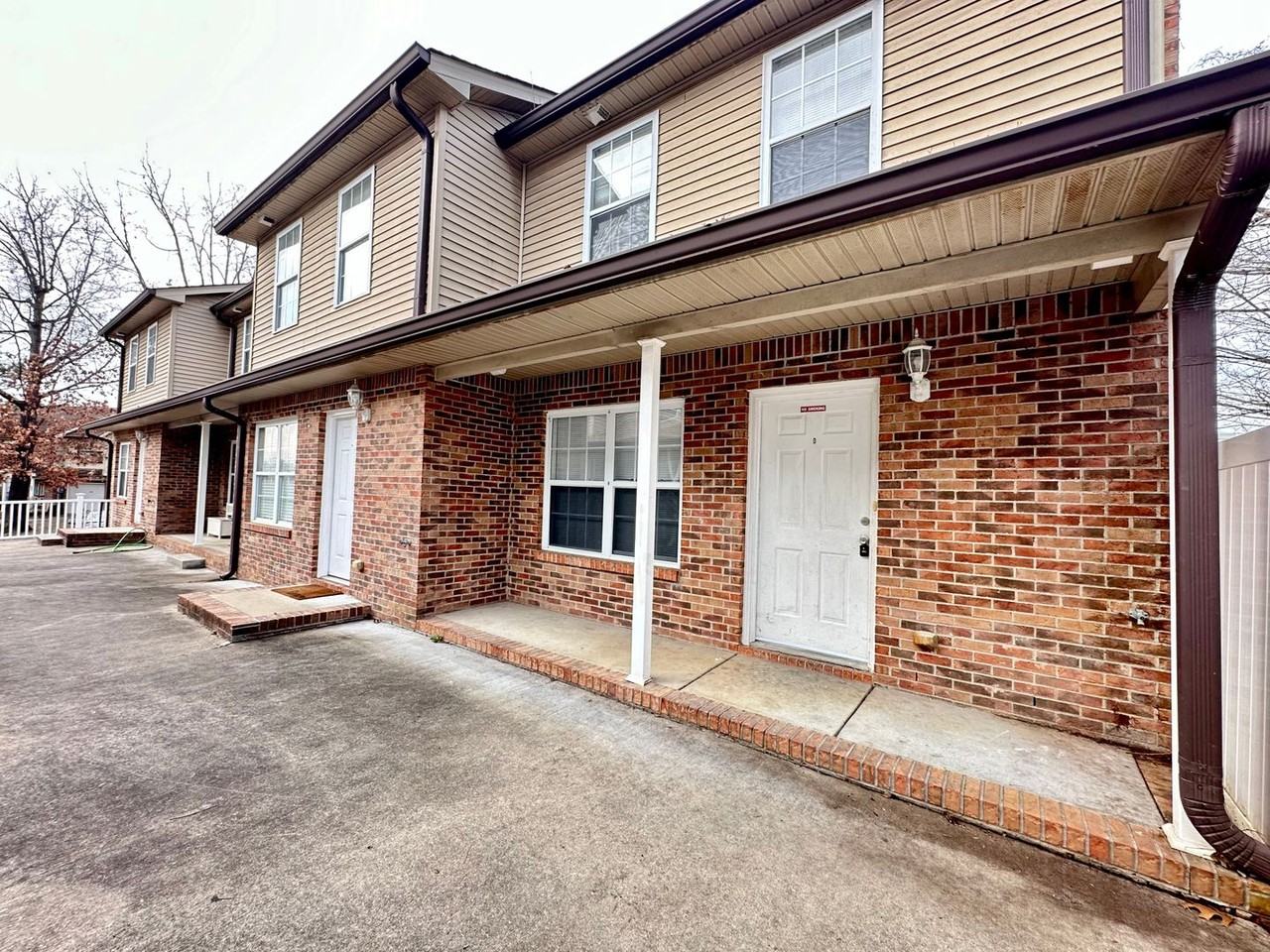 Condor Court - Photo 2 of 38
