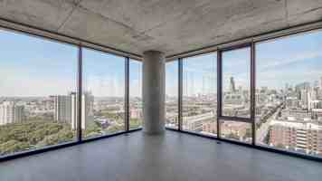 featured image of 2111 S Wabash Ave #3-2