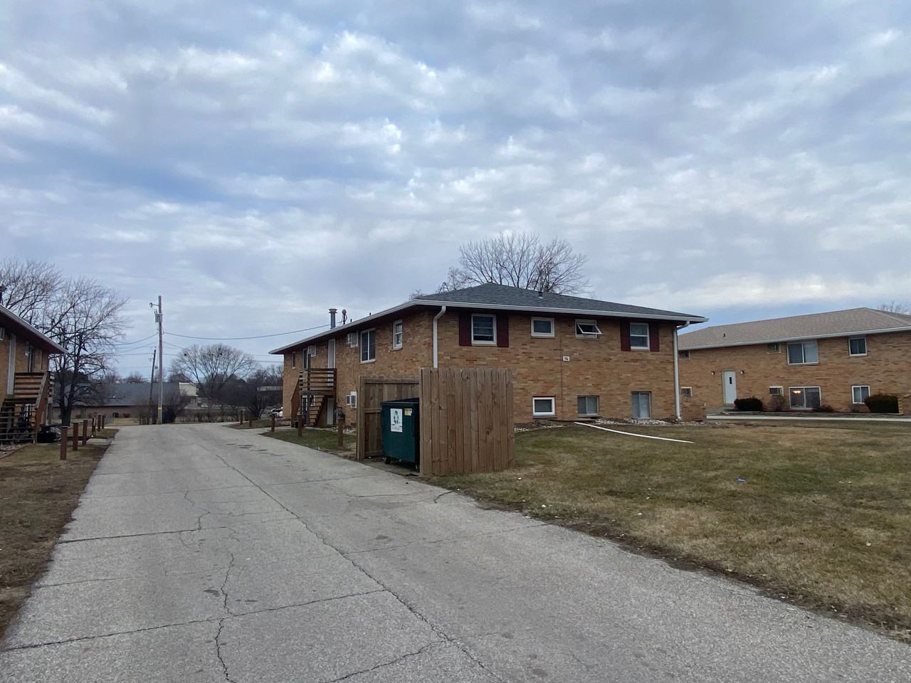 114 NW College Ave - Photo 2 of 2