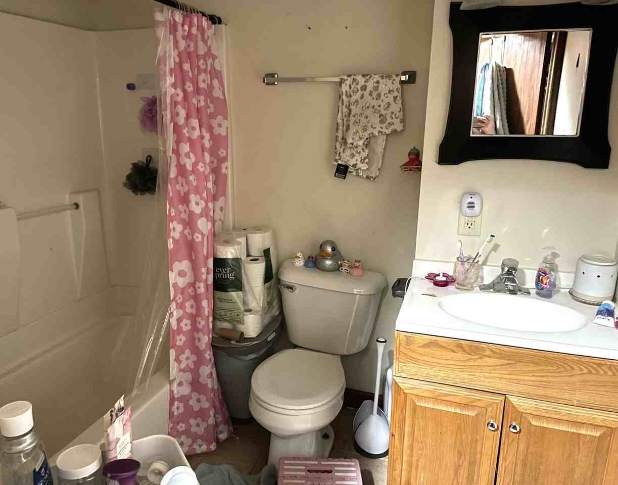 2940A N Maryland Ave - Photo 2 of 11