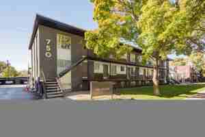 featured image of 760 S 900 E