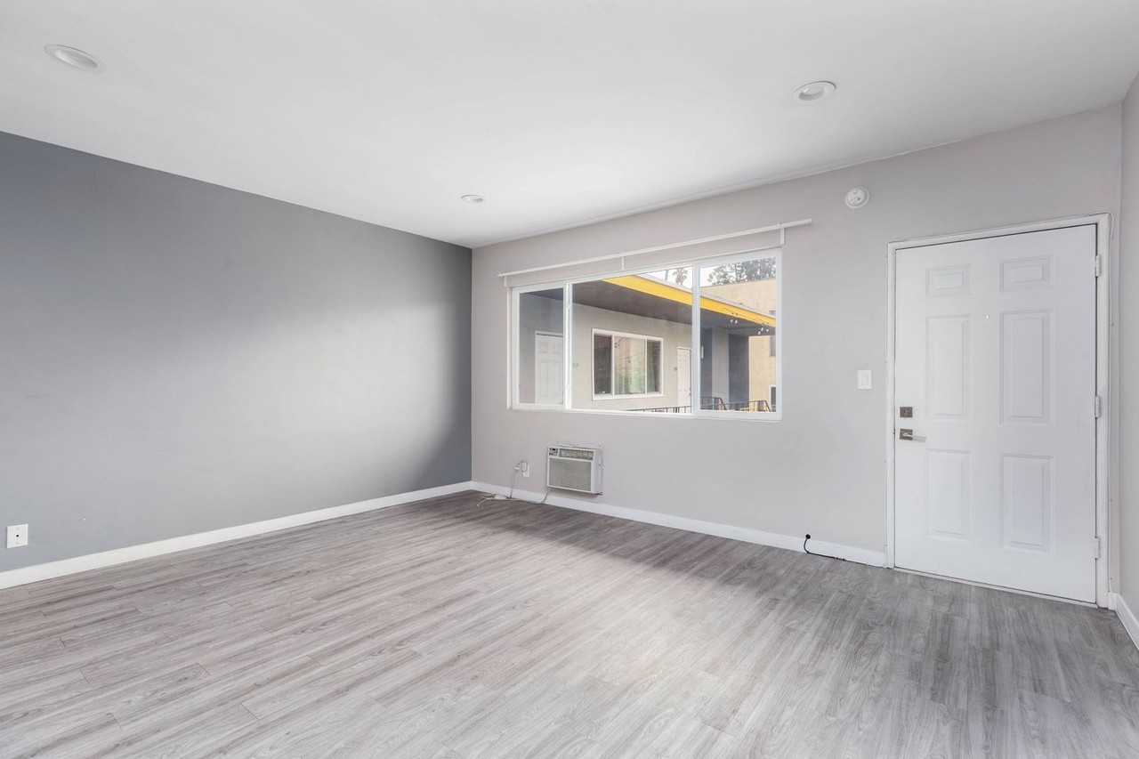 Kenmore Commons - Photo 7 of 16