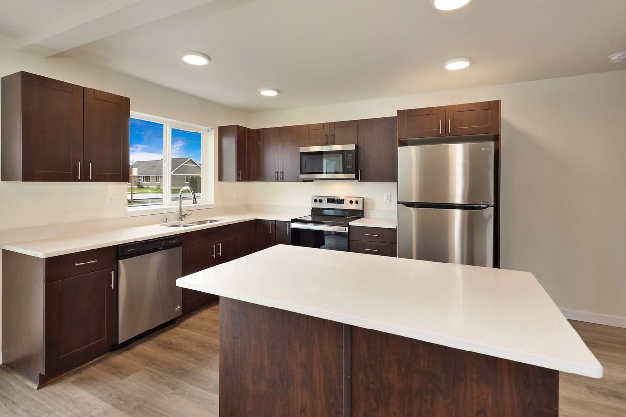 404-412 Front Street - Photo 6 of 29