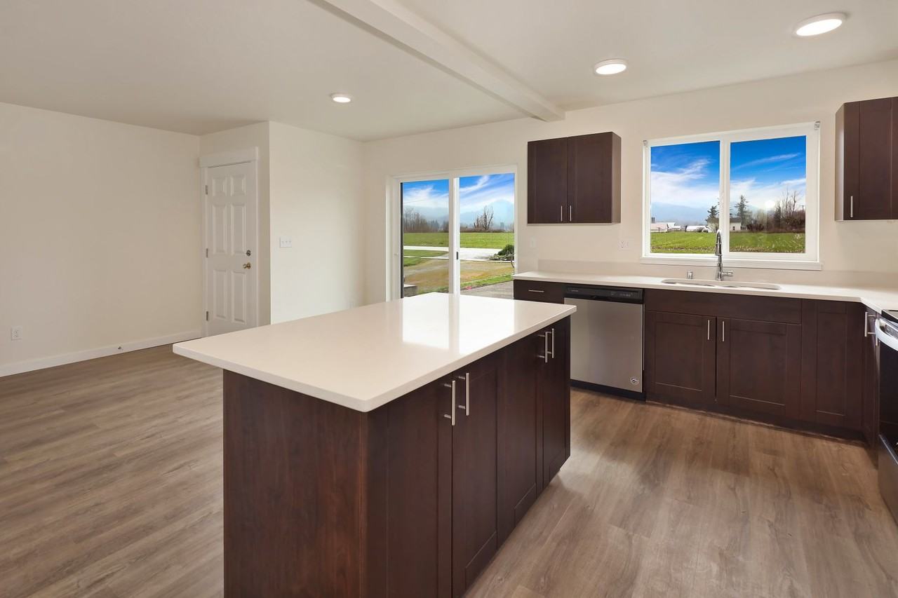 404-412 Front Street - Photo 7 of 29