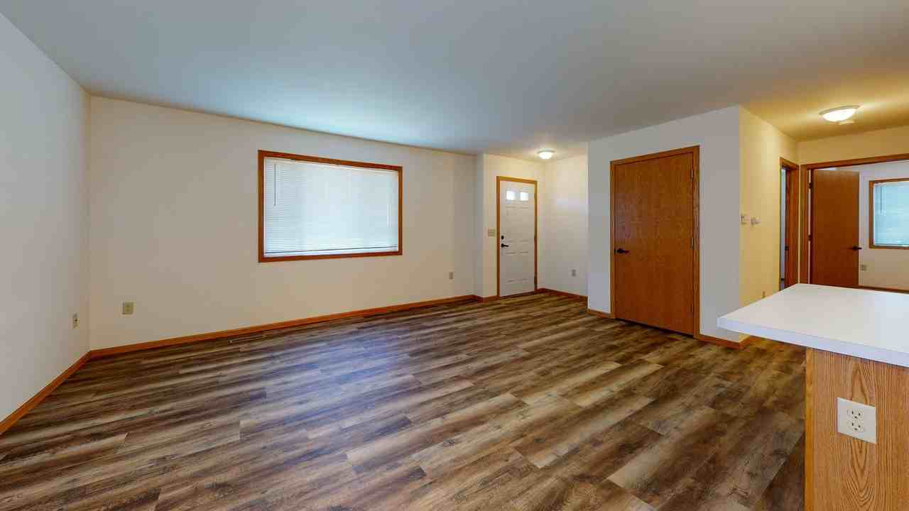 Glenn Place Apartments 1218 Glenn Pl, Eau Claire, WI 54703 Zumper