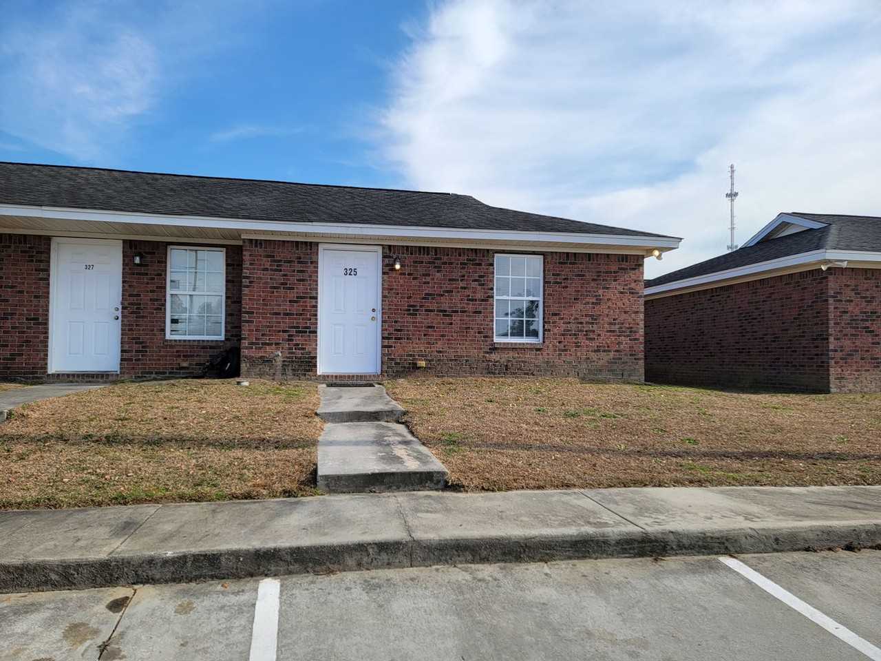 HOME PLACE 3XX CASA CT Apartments 301 Casa Ct, Orangeburg, SC 29118