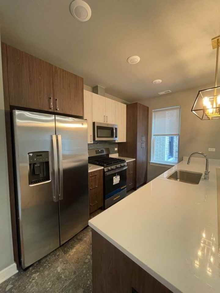 6204 S. Kimbark - Photo 2 of 40