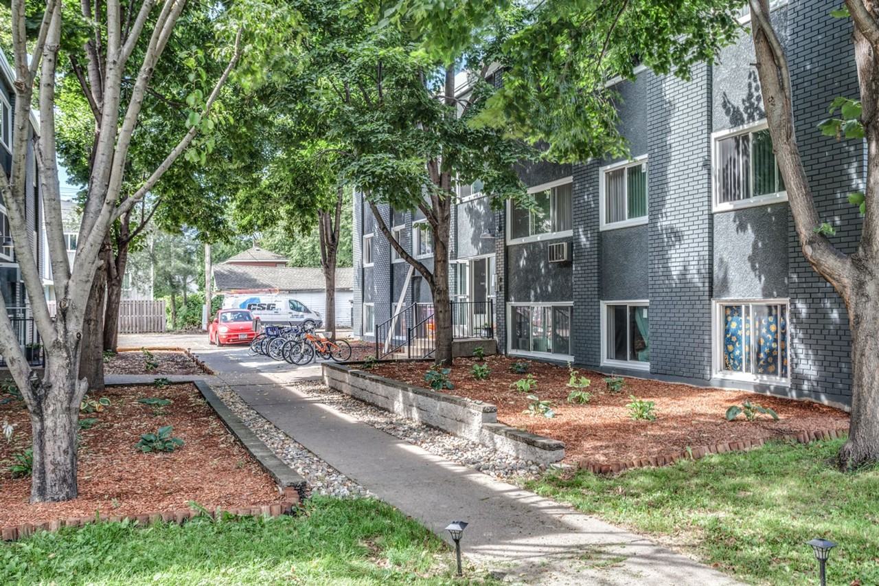 744 Polk St NE - Photo 2 of 27