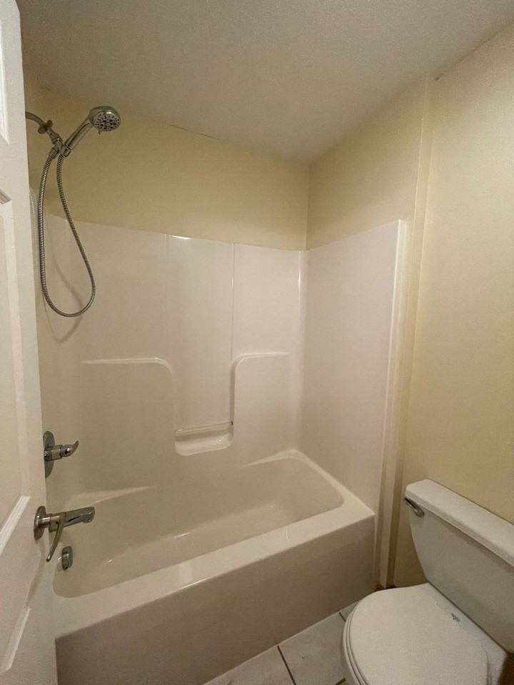 59th and Townsend Townhomes Apartments 5911 Townsend Ave, Urbandale