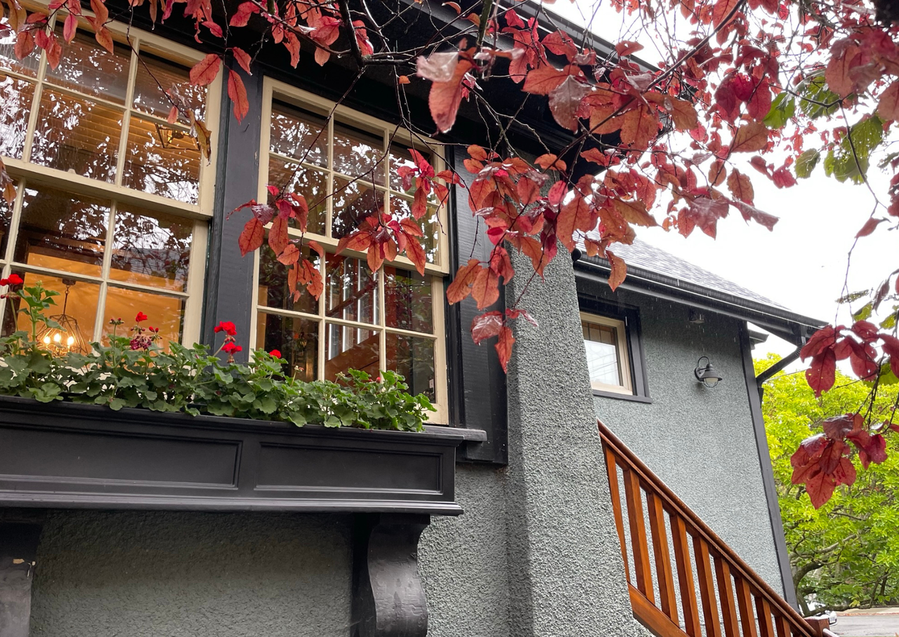 1636 Hampshire Road - Photo 2 of 11