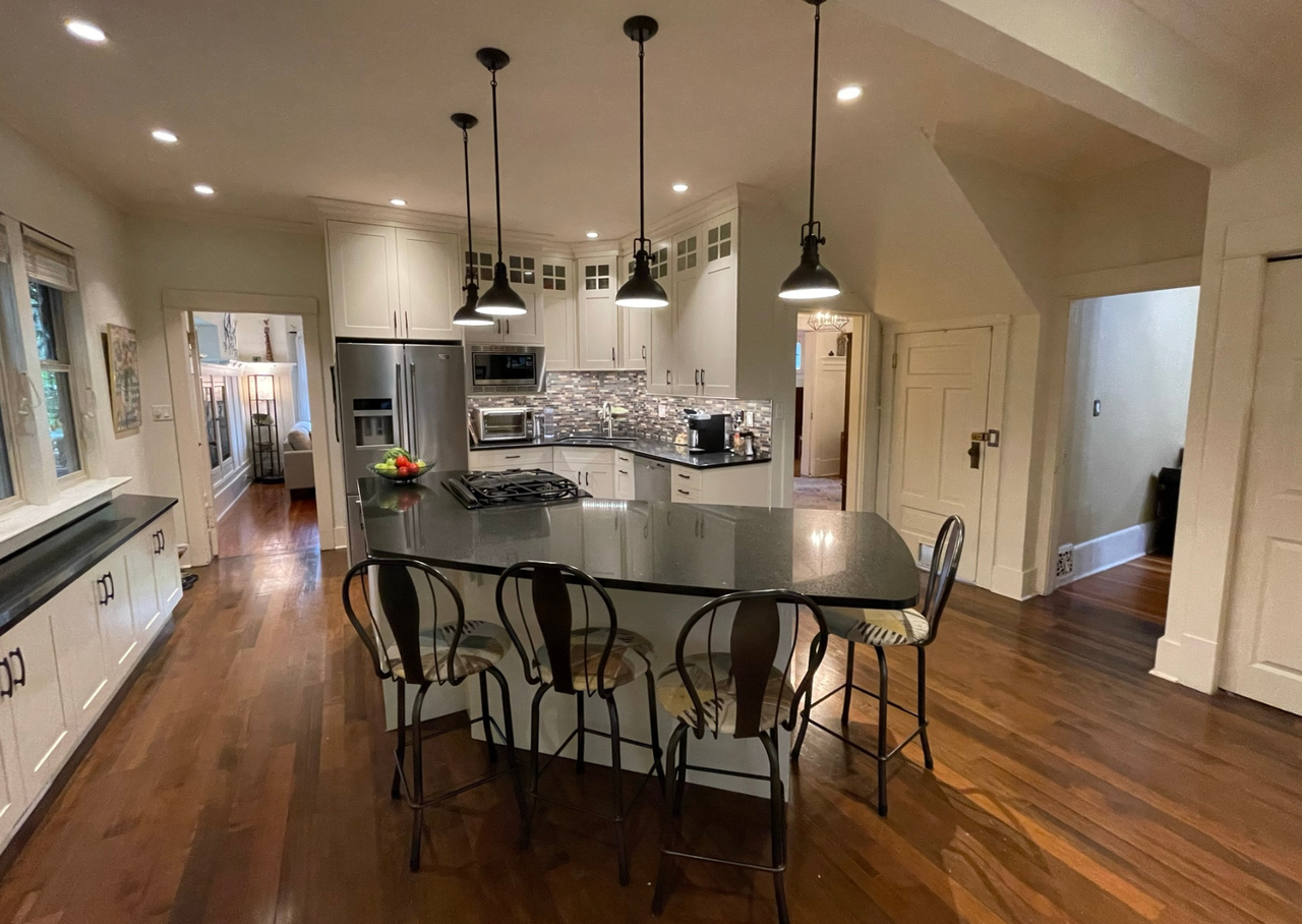 Hampshire Road - Photo 4 of 11