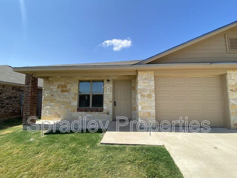 737 Laila Ln - Photo 2 of 10