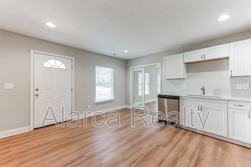 1217 Skyview Rd - Photo 3 of 18