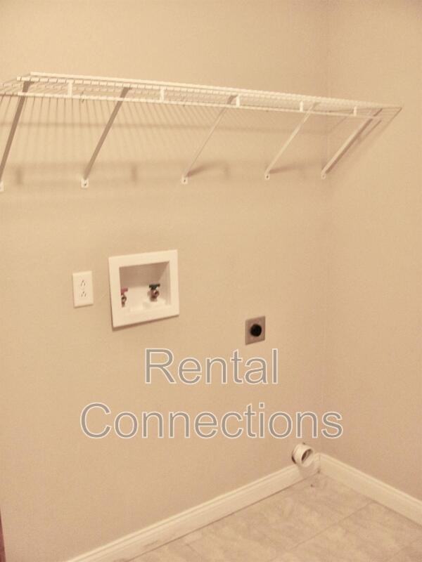 108 S Carbon St - Photo 7 of 8