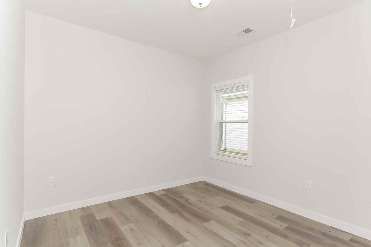 2933 Morning Dr - Photo 7 of 13