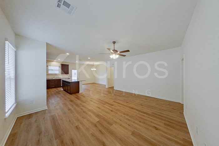 103 Salvat Dr - Photo 2 of 22