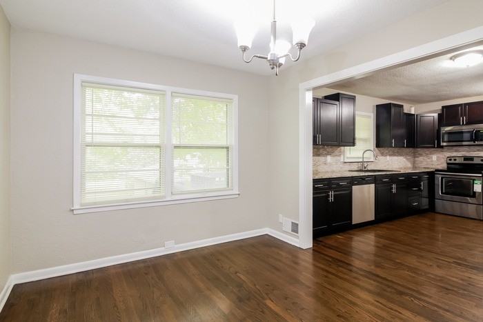 12308 E 51st St S - Photo 3 of 9