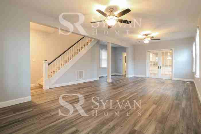 1010 Wall St - Photo 3 of 15