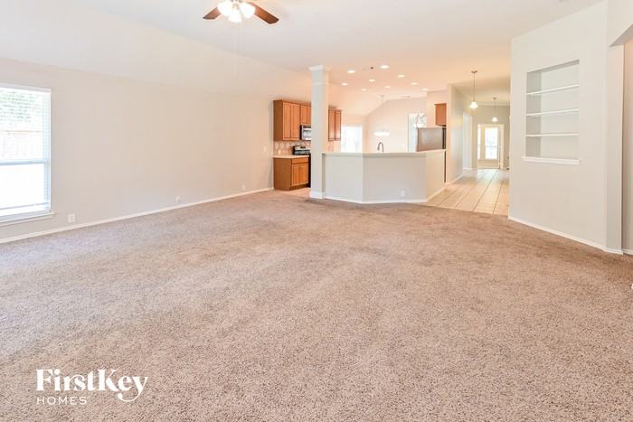 3302 Thorpeshire Ct - Photo 3 of 15