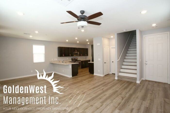 2957 Capobella Ave - Photo 3 of 23