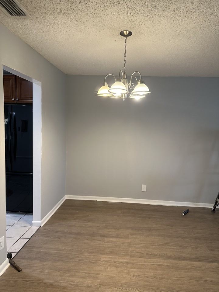 666 Laconia Cir - Photo 3 of 8