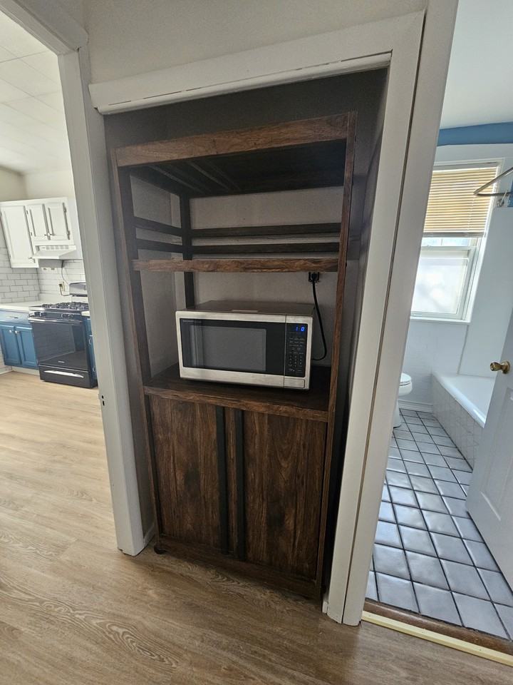 5040 Sutherland Ave #1 - Photo 7 of 19