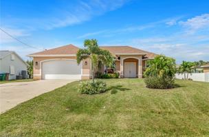 featured image of 1733 S Gator Cir #NA