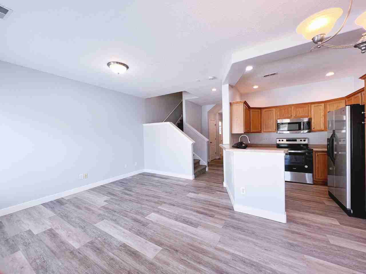 14066 S Rutherford Ave #NA - Photo 4 of 9