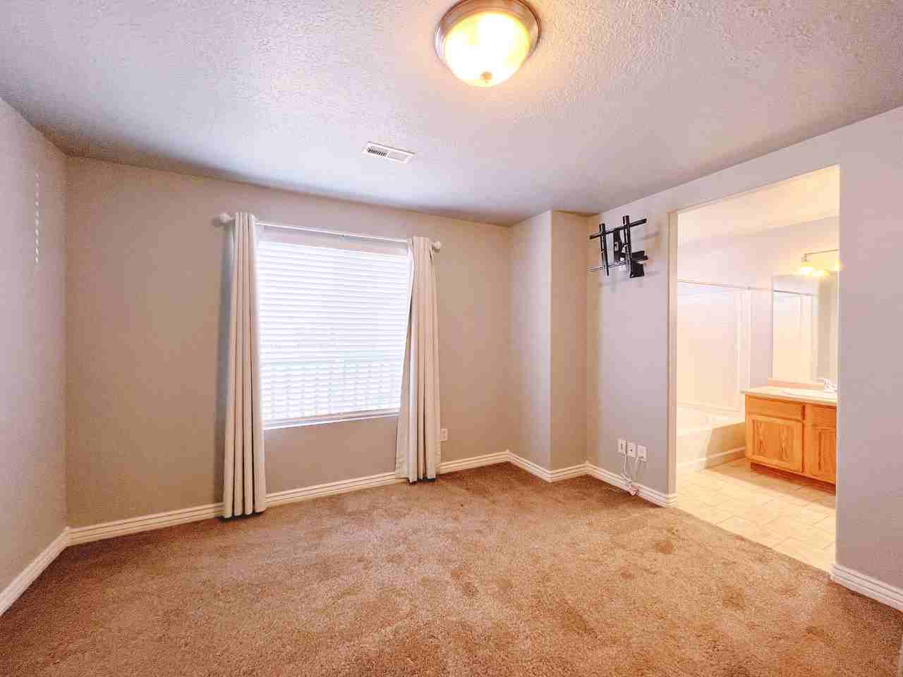 14066 S Rutherford Ave #NA - Photo 5 of 9