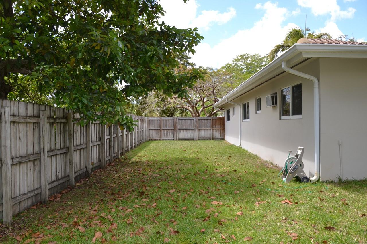 500 Sw 62nd Ave #NA - Photo 6 of 29