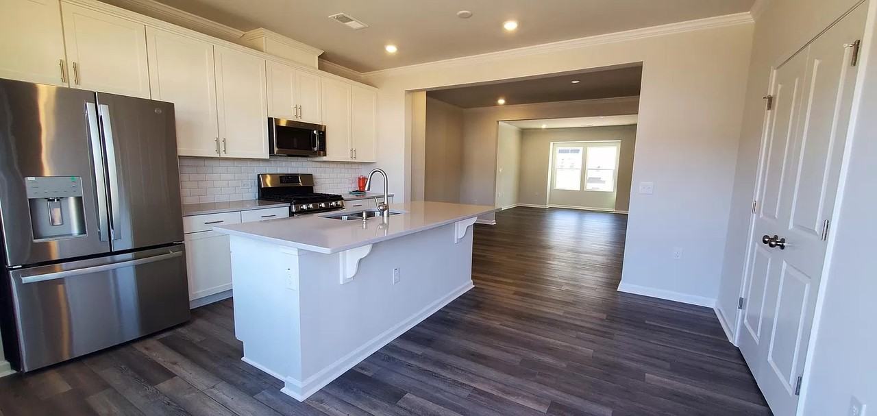 2019 Sandwood Loch Dr - Photo 3 of 27