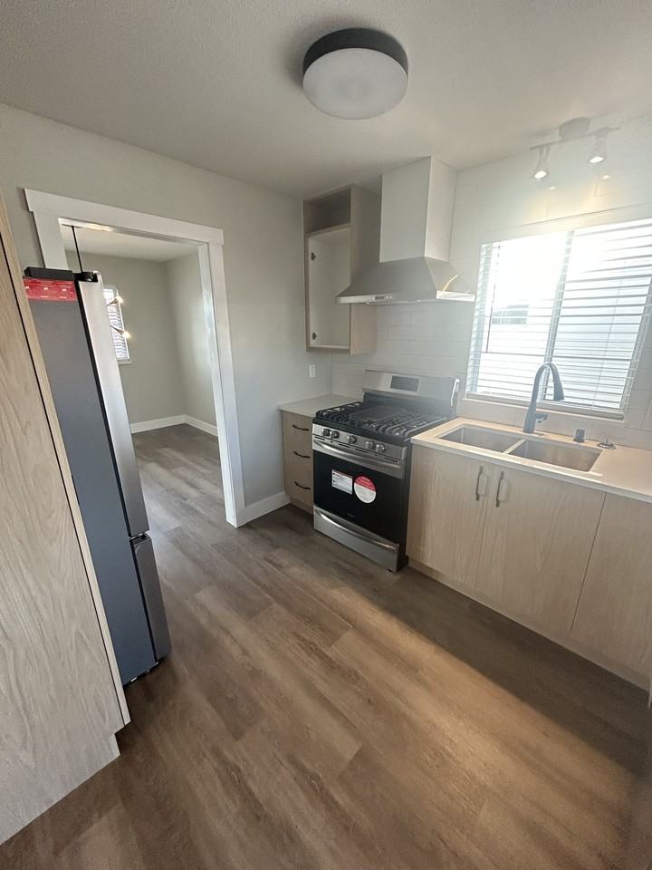 #Upper 5724 Montesina Place - Photo 3 of 10