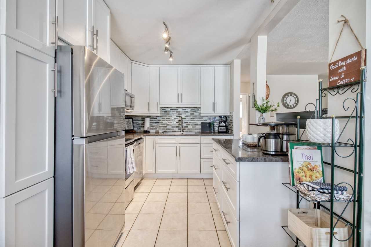 185 Summerfield Way - Photo 3 of 22