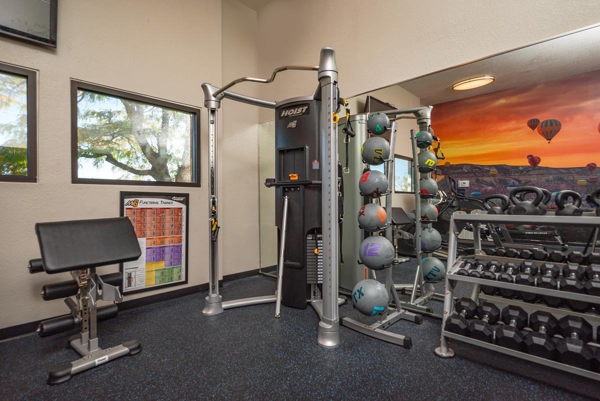 4816 Mcmahon Blvd Nw - Photo 6 of 28