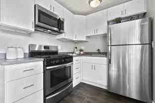 1900 S Campus Ave - Photo 1 of 1