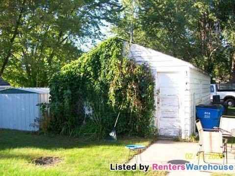 540 1st Ave E - Photo 3 of 12